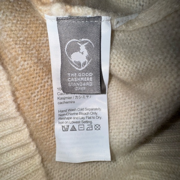 J. Crew 100% Cashmere Sweater. Size Small. NWOT - Picture 9 of 14